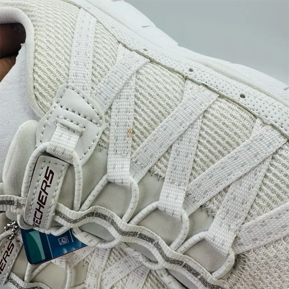 Skechers Hands Free Slip-Ins White Walking Sneakers | Women's Size 7 US | EUC
